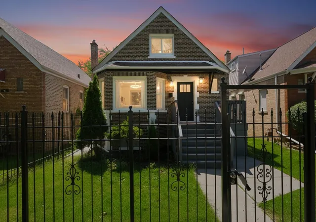 Photo 2 of Single family home for sale at 6604 S Rockwell St, Chicago, IL 60629 | MLS# 12755119 | Listing updated on 2026-09-15