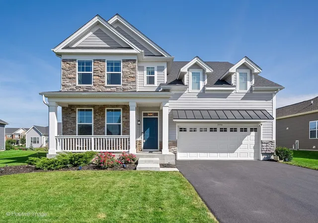 Photo 1 of Single family home for sale at 3550 Doral Dr, Elgin, IL 60124 | MLS# 12755121 | Listing updated on 2026-09-15