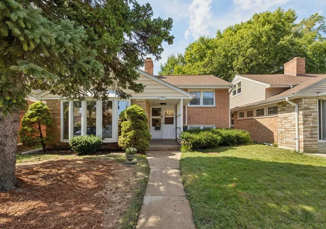 Photo 2 of Single family home for sale at 7920 Kenneth Ave, Skokie, IL 60076 | MLS# 12755124 | Listing updated on 2026-09-24