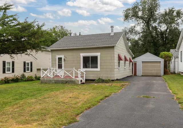 Photo 1 of Single family home for sale at 510 10th Avenue, Colona, IL 61241 | MLS# 12755132 | Listing updated on 2026-09-14