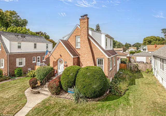 Photo 2 of Single family home for sale at 9644 50th Court, Oak Lawn, IL 60453 | MLS# 12755159 | Listing updated on 2026-09-15