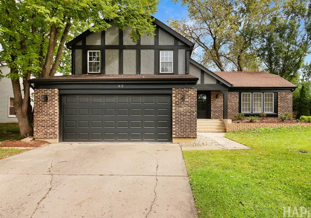 Photo 1 of Single family home for sale at 62 E Fox Hl Dr, Buffalo Grove, IL 60089 | MLS# 12755173 | Listing updated on 2026-09-27