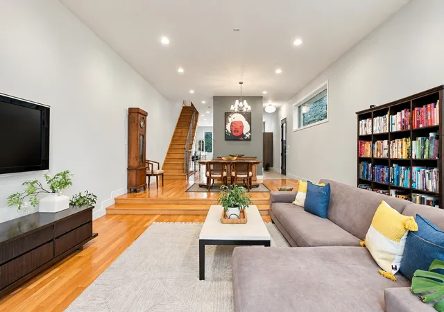 Photo 4 of Single family home for sale at 1824 W Superior St, Chicago, IL 60622 | MLS# 12755189 | Listing updated on 2026-09-23