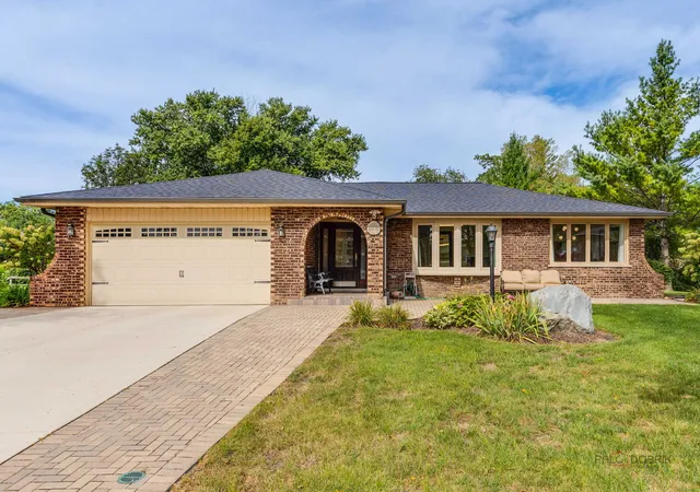 Single family home for sale at 11230 Joyce Ln, Willow Springs, IL 60480 | MLS# 12755204