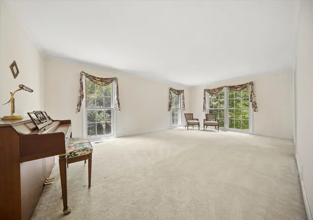 Photo 2 of Single family home for sale at 132 Wagon Wheel Ln, Barrington, IL 60010 | MLS# 12755217 | Listing updated on 2026-09-13