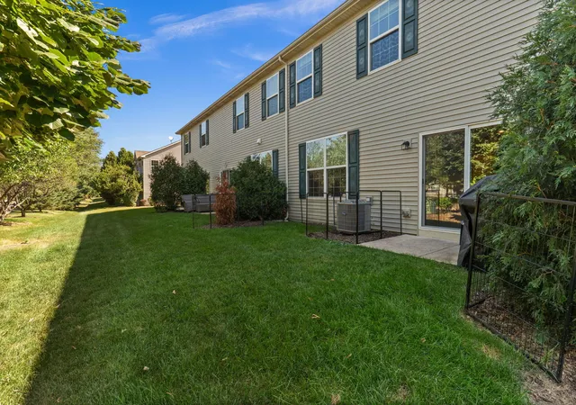 Photo 30 of Townhouse for sale at 1123 Goldfinch Ave, Yorkville, IL 60560 | MLS# 12755229 | Listing updated on 2026-09-15