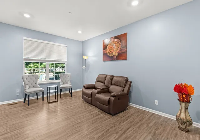Photo 4 of Townhouse for sale at 1123 Goldfinch Ave, Yorkville, IL 60560 | MLS# 12755229 | Listing updated on 2026-09-15