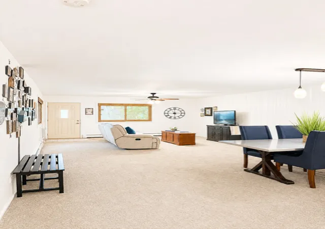 Listing Photo 4 - Condo for sale in building located at 120A Collen Dr, Lombard, IL 60148 - Unit #123