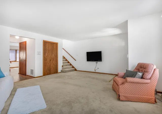 Photo 4 of Townhouse for sale at 3615 N Pacific Ave, Chicago, IL 60634 | MLS# 12755246 | Listing updated on 2026-09-15