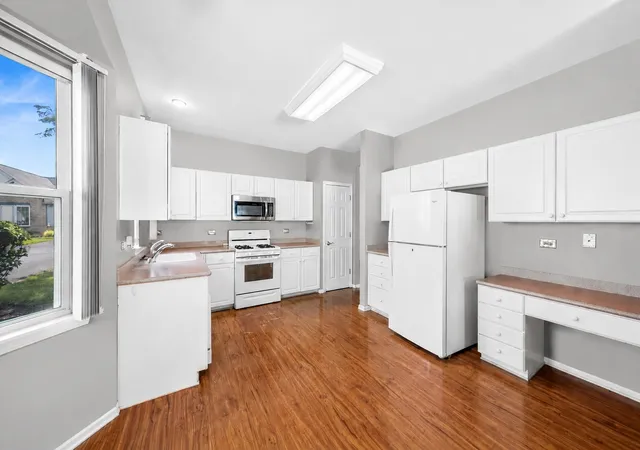 Photo 2 of Single family home for sale at 21009 W Torrey Pines Ct, Plainfield, IL 60544 | MLS# 12755249 | Listing updated on 2026-09-15