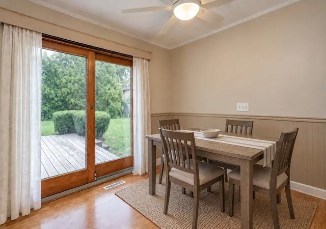 Photo 4 of Single family home for sale at 5112 W Greenbrier Dr, Mc Henry, IL 60050 | MLS# 12755253 | Listing updated on 2026-09-25