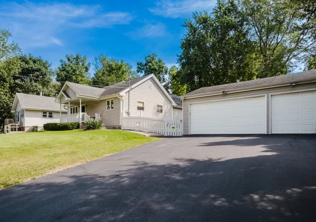 Photo 3 of Sale Pending at 38315 N 5th Avenue, Spring Grove, IL 60081 | MLS# 12755269 | Listing updated on 2026-09-19