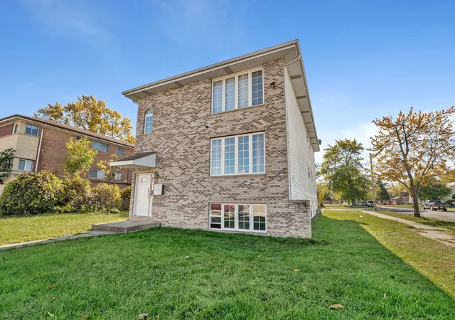 Photo 3 of House for sale at 98 W 154th Street, Harvey, IL 60426 | MLS# 12755273 | Listing updated on 2026-10-16