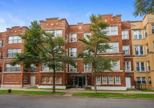 Photo 1 of Condo for sale at 4731 S Ingleside Ave #A3, Chicago, IL 60615 | MLS# 12755276 | Listing updated on 2026-09-15