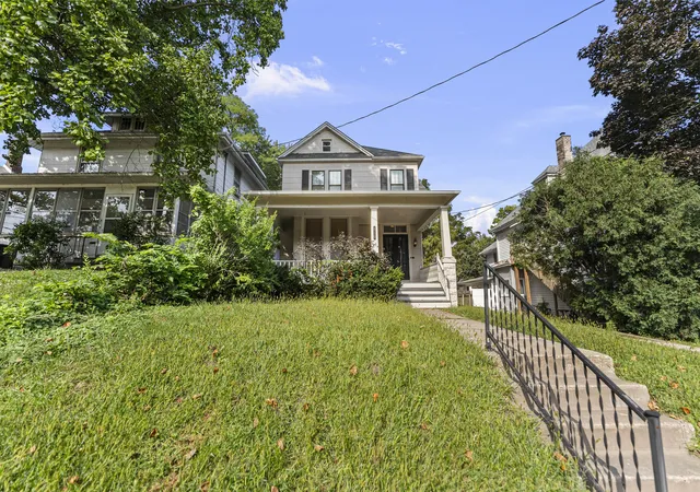 Photo 2 of Single family home for sale at 610 30th Street, Rock Island, IL 61201 | MLS# 12755290 | Listing updated on 2026-09-16