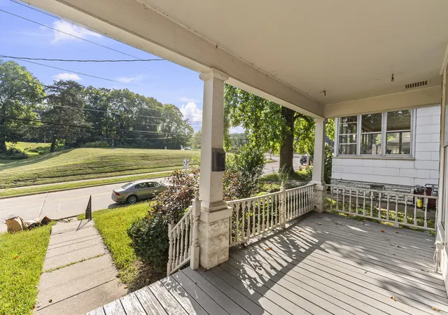 Photo 3 of Single family home for sale at 610 30th Street, Rock Island, IL 61201 | MLS# 12755290 | Listing updated on 2026-09-16