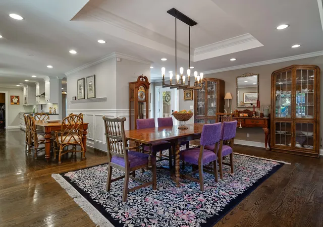 Photo 3 of Single family home for sale at 1971 Countryside Dr, Libertyville, IL 60048 | MLS# 12755320 | Listing updated on 2026-10-22