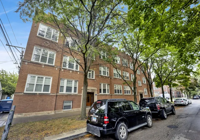Photo 1 of Condo for sale at 3408 W Sunnyside Ave #3, Chicago, IL 60625 | MLS# 12755326 | Listing updated on 2026-09-17