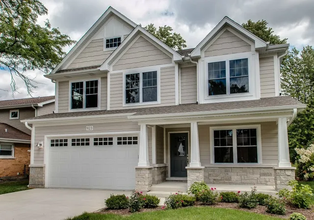 Photo 1 of Single family home for sale at 520 Elaine Ter, Lakemoor, IL 60051 | MLS# 12755329 | Listing updated on 2026-09-12