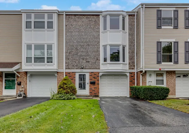 Photo 1 of Townhouse for sale at 2141 Greystone Pl, Hoffman Estates, IL 60169 | MLS# 12755345 | Listing updated on 2026-09-19