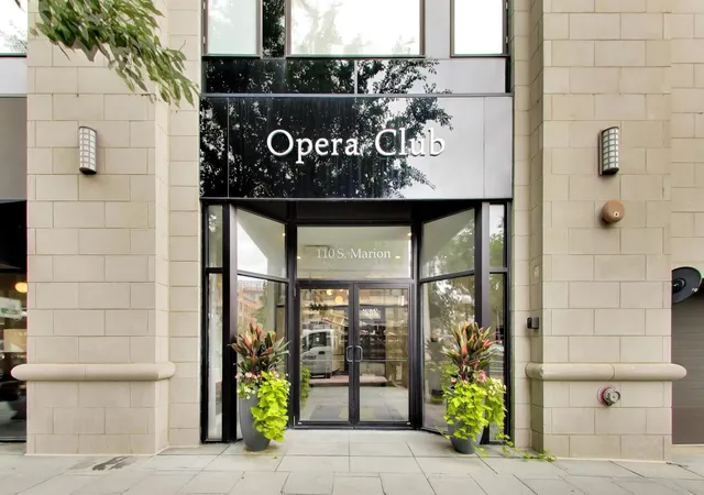 Photo 2 of Condo for sale at 110 S Marion St #201, Oak Park, IL 60302 | MLS# 12755362 | Listing updated on 2026-09-15