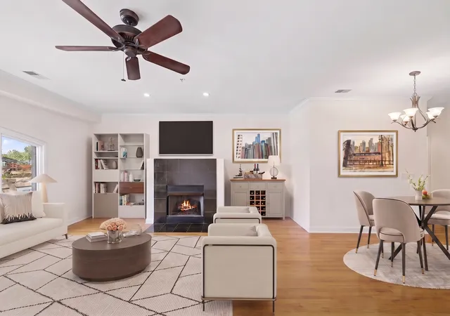 Listing Photo 5 - Condo for sale in building located at 110 S Marion St, Oak Park, IL 60302 - Unit #201
