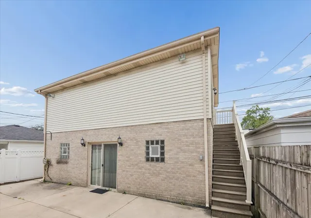 Photo 2 of Single family home for sale at 7645 W Rascher Ave, Chicago, IL 60656 | MLS# 12755368 | Listing updated on 2026-10-06
