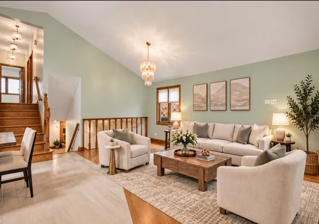 Photo 4 of Single family home for sale at 7645 W Rascher Ave, Chicago, IL 60656 | MLS# 12755368 | Listing updated on 2026-10-06