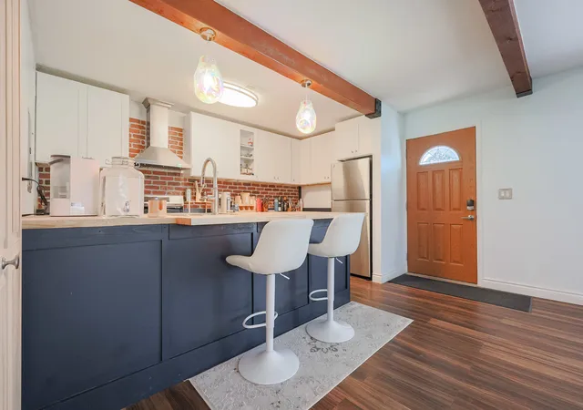 Photo 2 of Condo for sale at 1532 Cove Dr #243A, Prospect Heights, IL 60070 | MLS# 12755373 | Listing updated on 2026-10-05