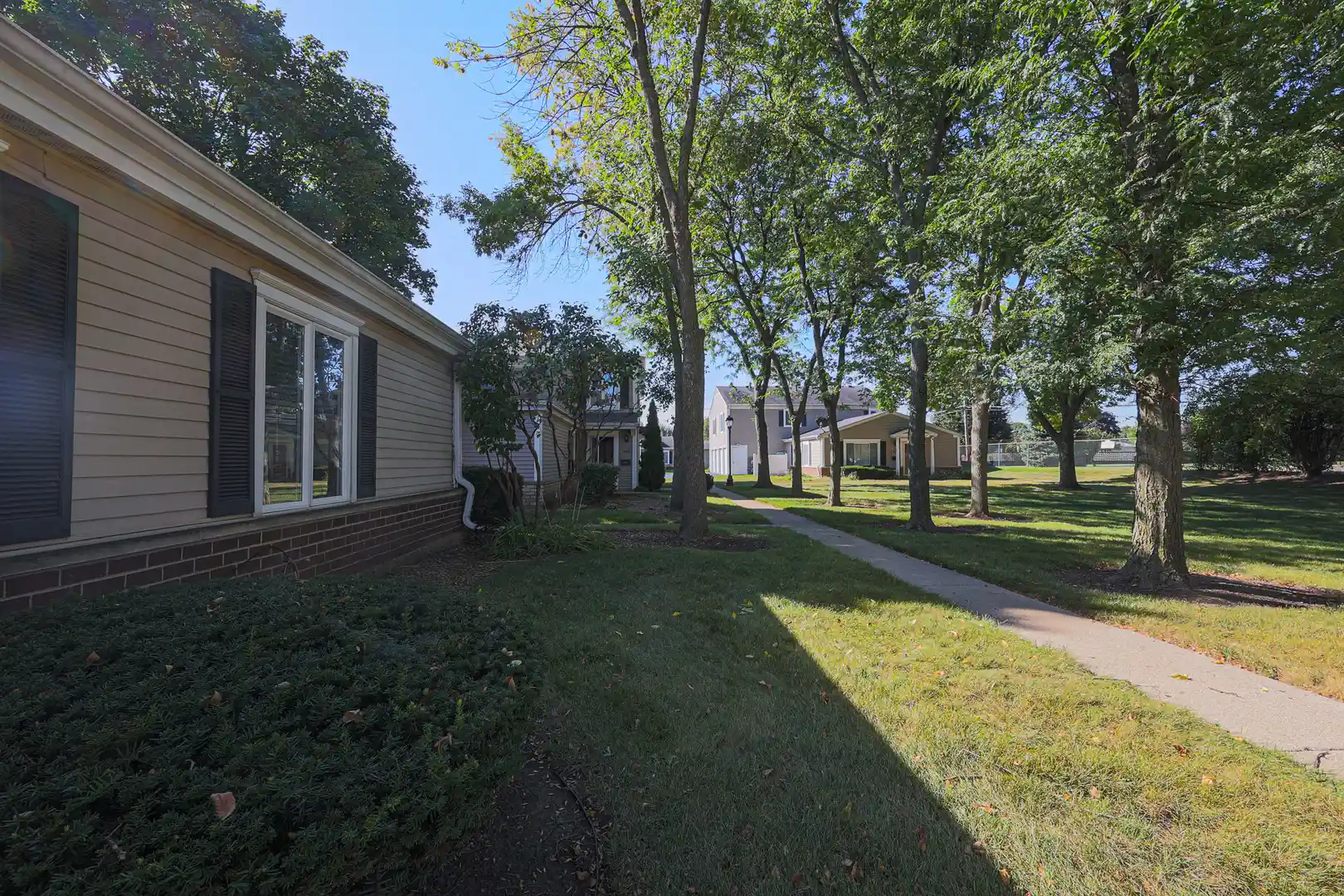 Listing Photo 39 - Condo for sale in 1532 Cvs Dr located at 1532 Cvs Dr, Prospect Heights, IL 60070 - Unit #243A