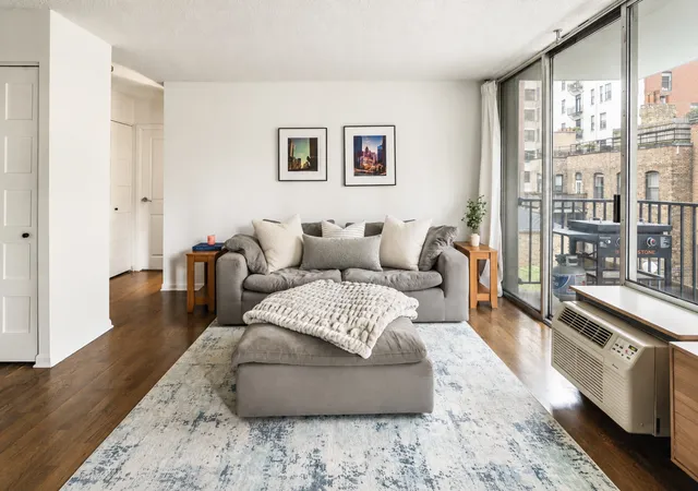 Photo 4 of Condo for sale at 71 E Division St #402, Chicago, IL 60610 | MLS# 12755437 | Listing updated on 2026-09-22
