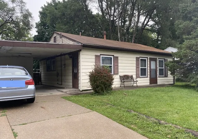 Photo 1 of Single family home for sale at 1902 W Kirby Ave, Champaign, IL 61821 | MLS# 12755441 | Listing updated on 2026-10-04