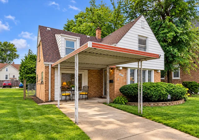 Photo 1 of Single family home for sale at 8028 42nd Court, Lyons, IL 60534 | MLS# 12755444 | Listing updated on 2026-10-09
