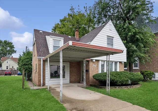 Photo 2 of Single family home for sale at 8028 42nd Court, Lyons, IL 60534 | MLS# 12755444 | Listing updated on 2026-09-30