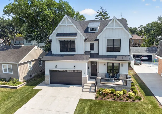 Single family home for sale at 213 S Berkley Ave, Elmhurst, IL 60126 | MLS# 12755449