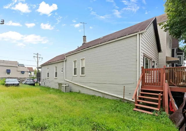 Photo 1 of Single family home for sale at 4607 S Wallace St, Chicago, IL 60609 | MLS# 12755454 | Listing updated on 2026-09-15