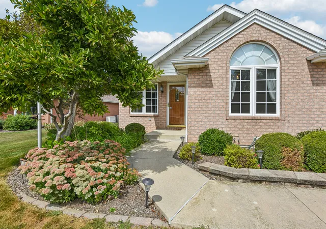 Photo 2 of Multi family home for sale at 1612 Dupont Ave, Morris, IL 60450 | MLS# 12755455 | Listing updated on 2026-09-23