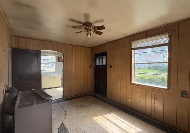 Photo 3 of Sale Pending at 610 E Bronson St, Streator, IL 61364 | MLS# 12755461 | Listing updated on 2026-09-21