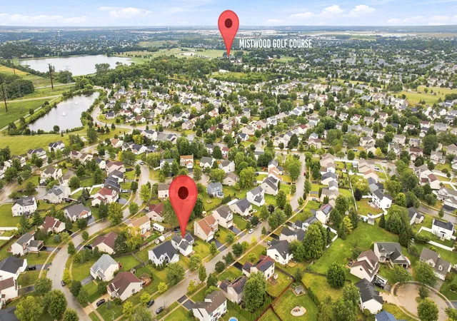 Photo 2 of Single family home for sale at 2811 Stonewall Ln, Joliet, IL 60435 | MLS# 12755477 | Listing updated on 2026-10-07