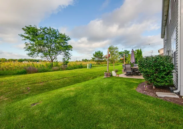 Listing Photo 2 - Condo for sale in building located at 8508 Redbud Ct, Wonder Lake, IL 60097