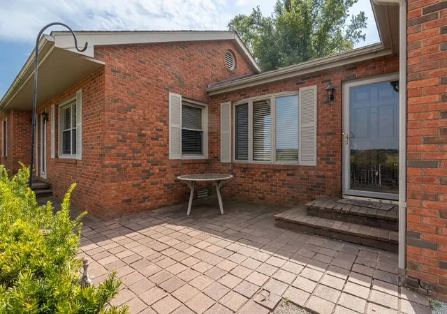 Photo 2 of Single family home for sale at 325 Butler Rd, Harrisburg, IL 62946 | MLS# 12755500 | Listing updated on 2026-09-17