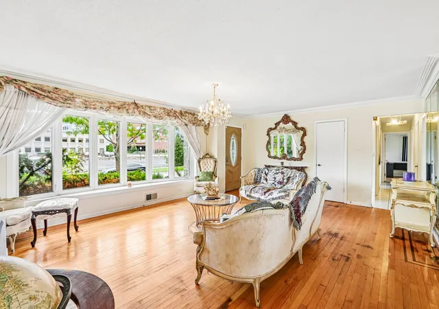 Photo 2 of Single family home for sale at (Undisclosed), Lincolnwood, IL 60712 | MLS# 12755502 | Listing updated on 2026-10-07