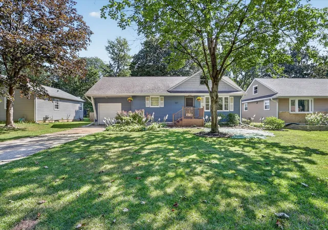Photo 2 of Sale Pending at 1617 Gorham Pl, Rockford, IL 61107 | MLS# 12755504 | Listing updated on 2026-09-13