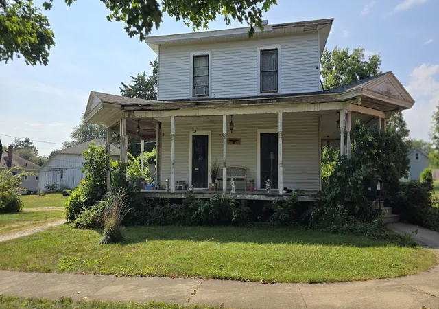 Photo 1 of Single family home for sale at 803 S State St, Geneseo, IL 61254 | MLS# 12755517 | Listing updated on 2026-10-05