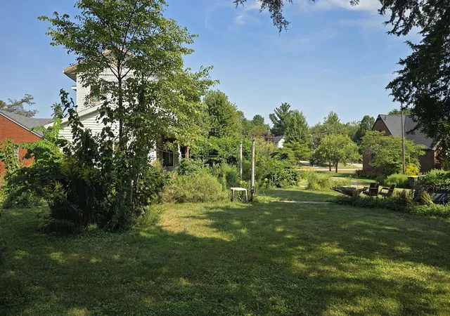 Photo 4 of Sale Pending at 803 S State St, Geneseo, IL 61254 | MLS# 12755517 | Listing updated on 2026-10-27