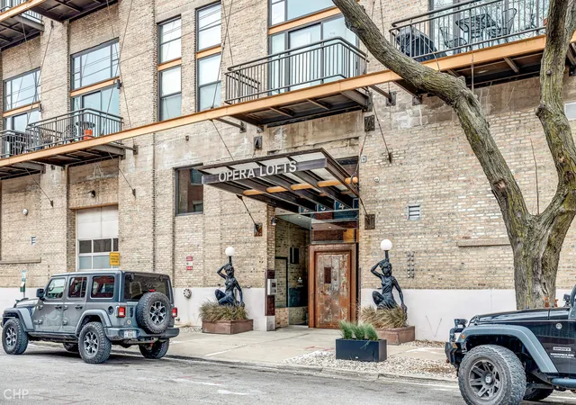 Condo for sale at 2545 S Dearborn St #608, Chicago, IL 60616 | MLS# 12755533