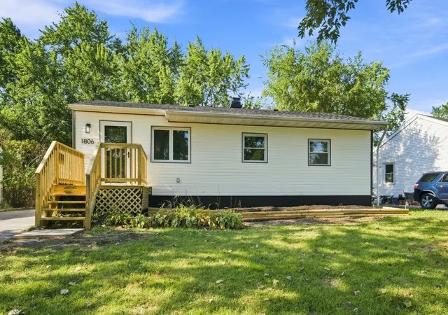 Single family home for sale at 1806 222nd Place, Sauk Village, IL 60411 | MLS# 12755536