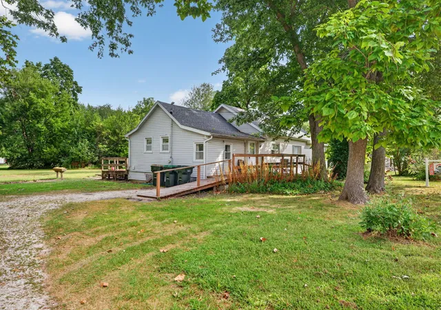 Photo 1 of Single family home for sale at 406 W 3rd Street, Braidwood, IL 60408 | MLS# 12755551 | Listing updated on 2026-10-02