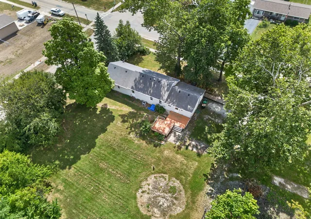 Photo 3 of Single family home for sale at 406 W 3rd Street, Braidwood, IL 60408 | MLS# 12755551 | Listing updated on 2026-10-02