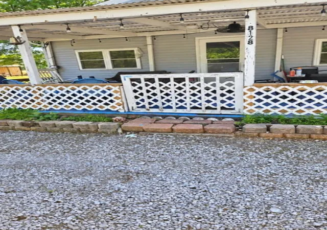 Photo 2 of Sale Pending at 8128 City Lake Rd, Duquoin, IL 62832 | MLS# 12755554 | Listing updated on 2026-09-23
